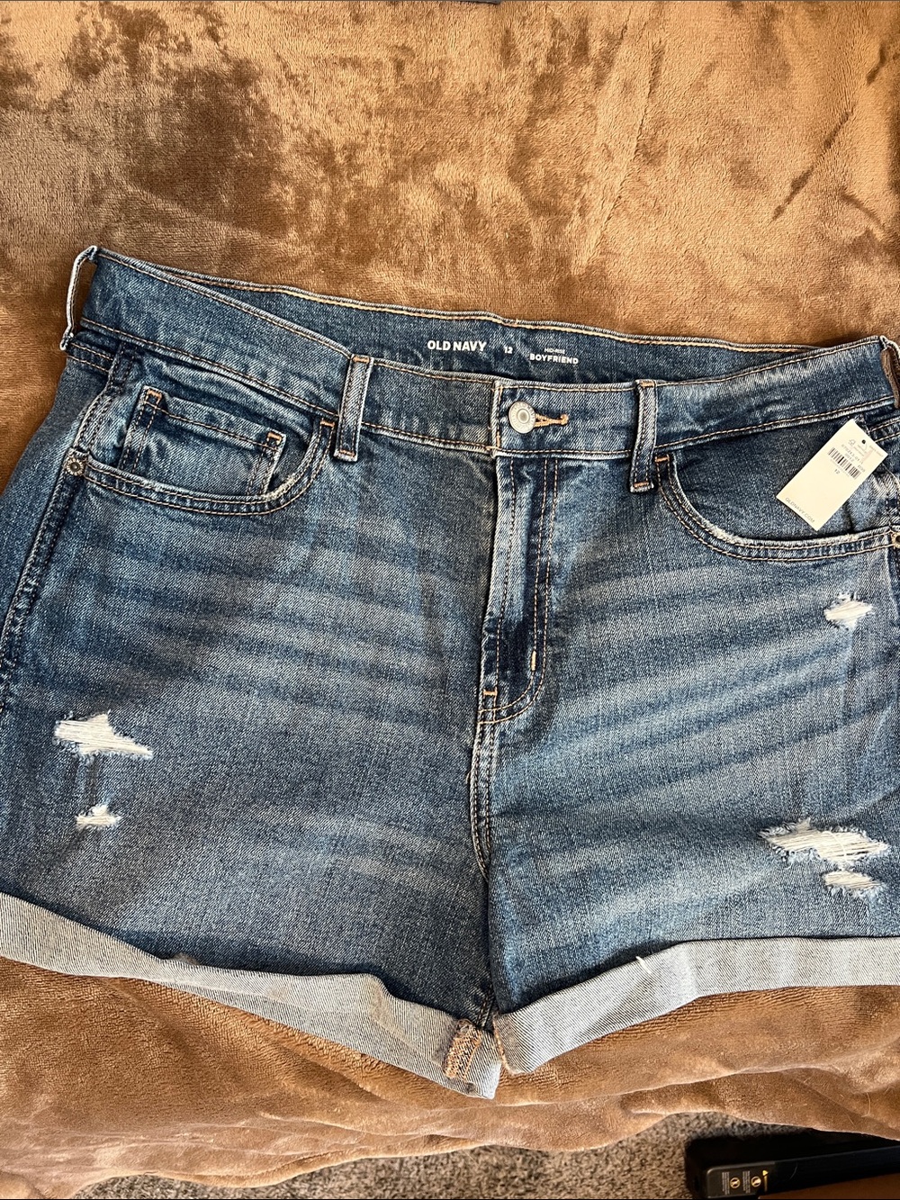 NWT Old Navy Blue Rolled-Hem Distressed Denim Shorts